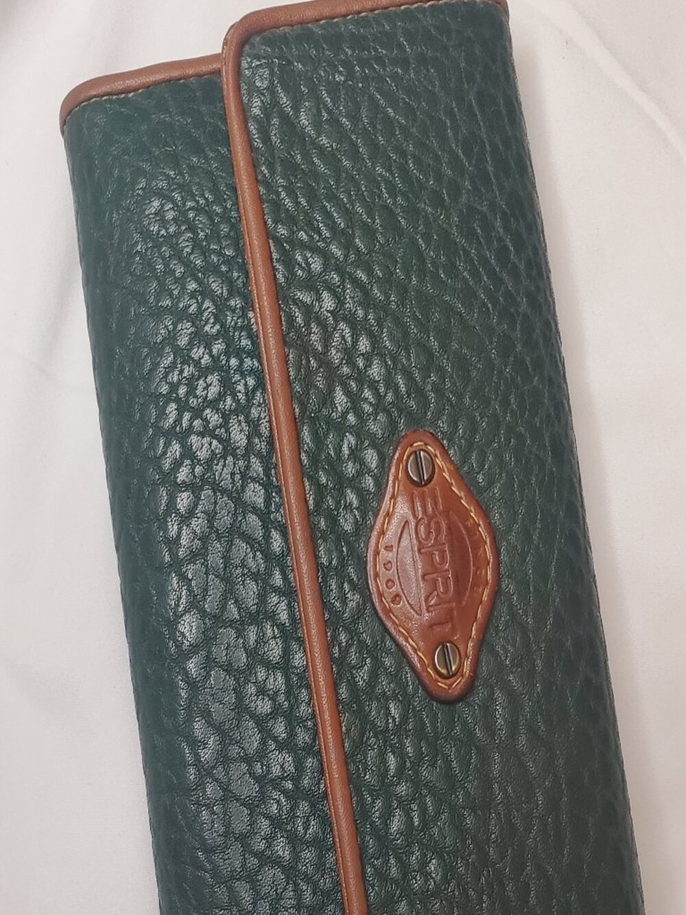 Vintage Esprit Green & Tan Pebbled Continental Wallet